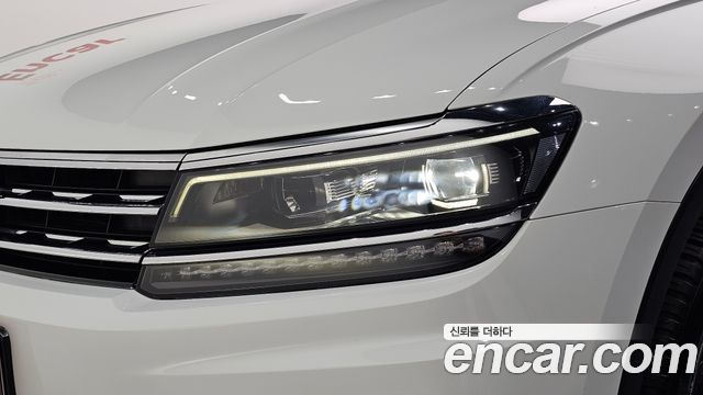 Volkswagen Tiguan (II) 2.0 TDI 4Motion Prestige 2018 — фото 28