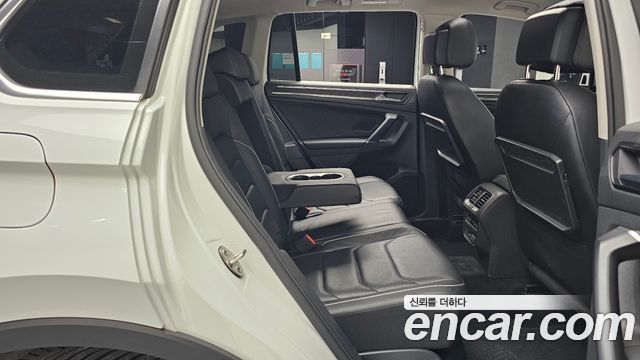 Volkswagen Tiguan (II) 2.0 TDI 4Motion Prestige 2018 — фото 32