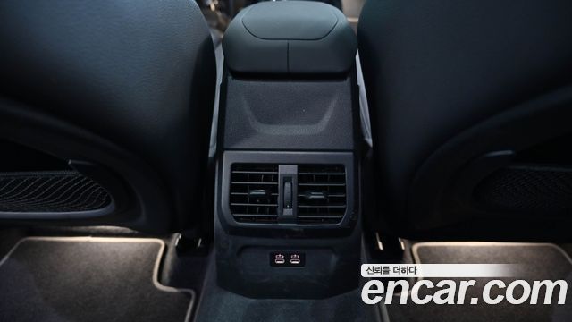 BMW 1 Series (F40) 120i Sports 2023 — фото 22