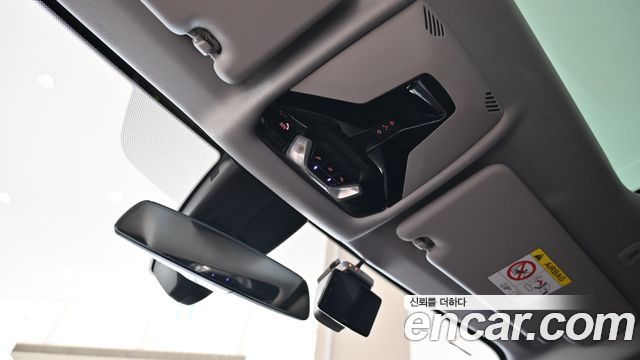 BMW 1 Series (F40) 120i Sports 2023 — фото 24