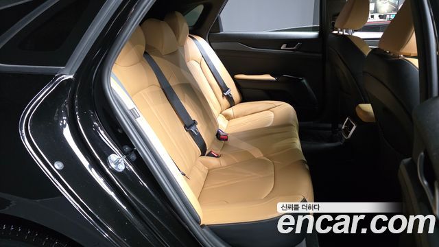 Kia K5 (III) 2.0 Prestige 2023 — фото 12