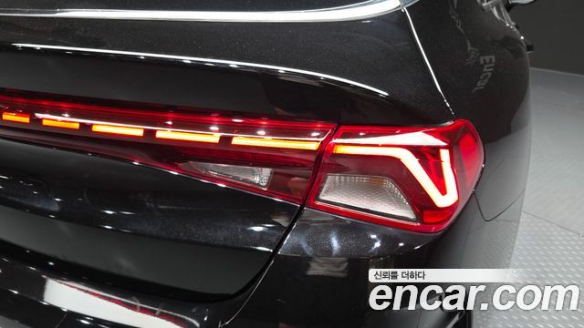 Kia K5 (III) 2.0 Prestige 2023 — фото 23