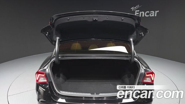 Kia K5 (III) 2.0 Prestige 2023 — фото 30