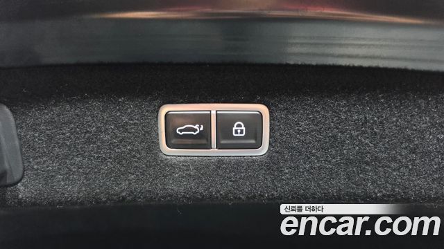 Genesis G90 (RS4) Gasoline 3.5 Turbo AWD 2022 — фото 18