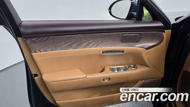 Genesis G90 (RS4) Gasoline 3.5 Turbo AWD 2022 — фото 24