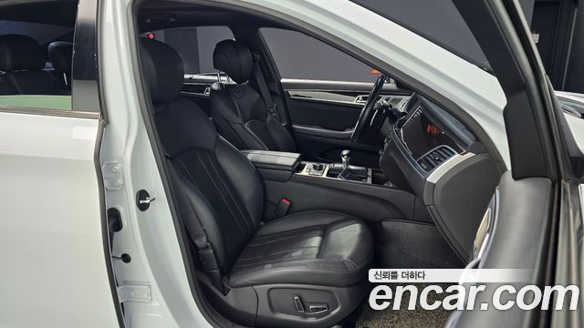 Genesis G80 3.3 GDI AWD Premium Luxury 2018 — фото 10