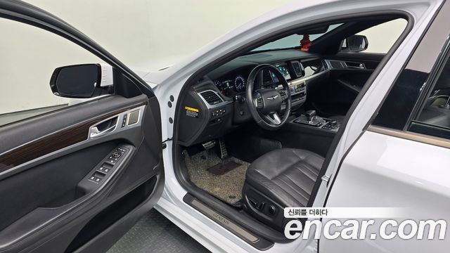 Genesis G80 3.3 GDI AWD Premium Luxury 2018 — фото 11