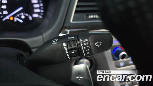 Genesis G80 3.3 GDI AWD Premium Luxury 2018 — фото 28