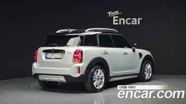 MINI Cooper Countryman Classic 2nd 2023 — фото 2