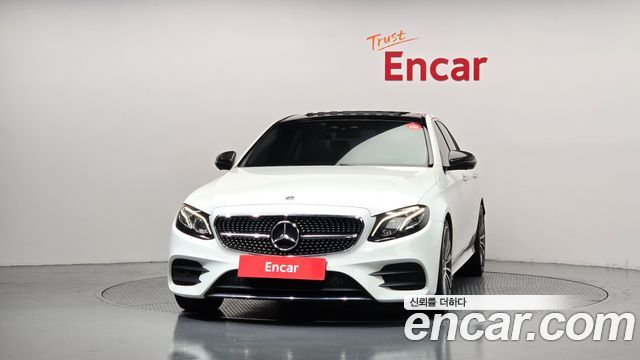 Mercedes-Benz E-Class (W213) E300 AMG Line 2019 — фото 3