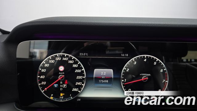 Mercedes-Benz E-Class (W213) E300 AMG Line 2019 — фото 8