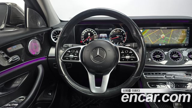 Mercedes-Benz E-Class (W213) E300 AMG Line 2019 — фото 16