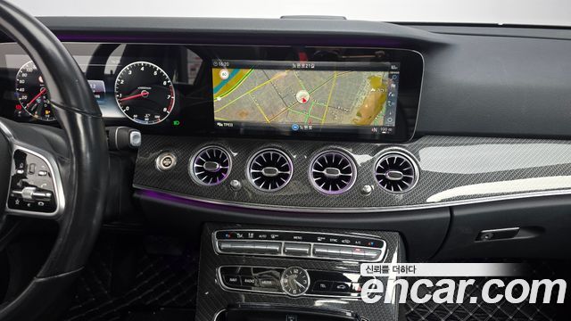 Mercedes-Benz E-Class (W213) E300 AMG Line 2019 — фото 17