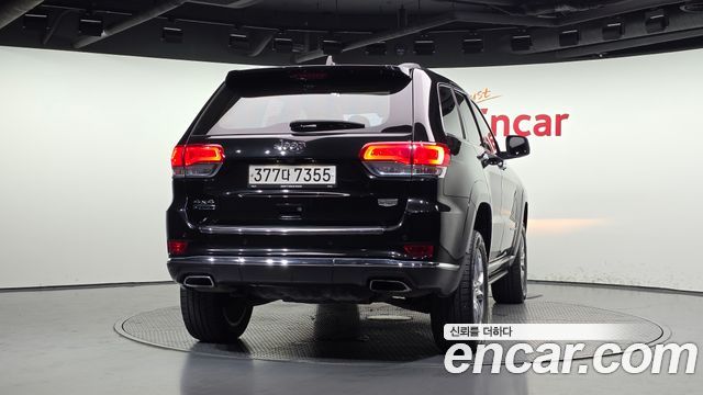 Jeep Grand Cherokee 3.0 Diesel Overland Summit WK2 2015 — фото 4