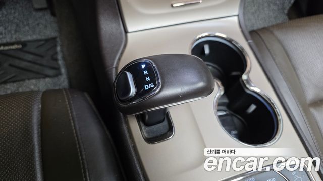 Jeep Grand Cherokee 3.0 Diesel Overland Summit WK2 2015 — фото 9