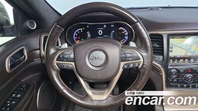 Jeep Grand Cherokee 3.0 Diesel Overland Summit WK2 2015 — фото 13