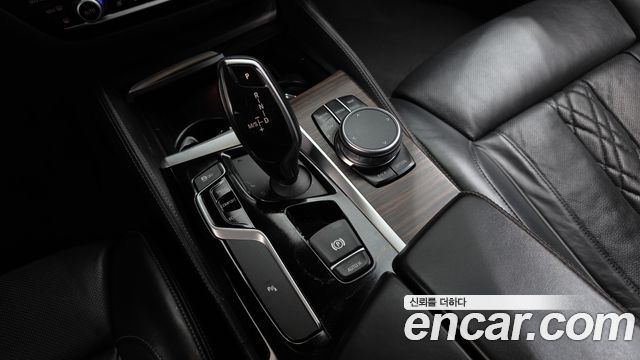 BMW 5 Series (G30) 530i Luxury Plus 2018 — фото 9