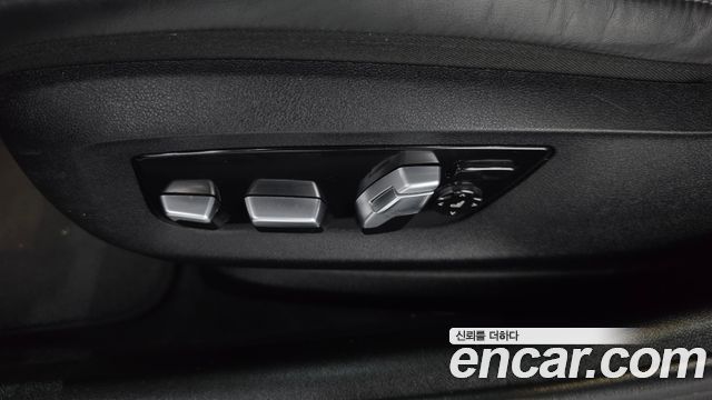 BMW 5 Series (G30) 530i Luxury Plus 2018 — фото 32