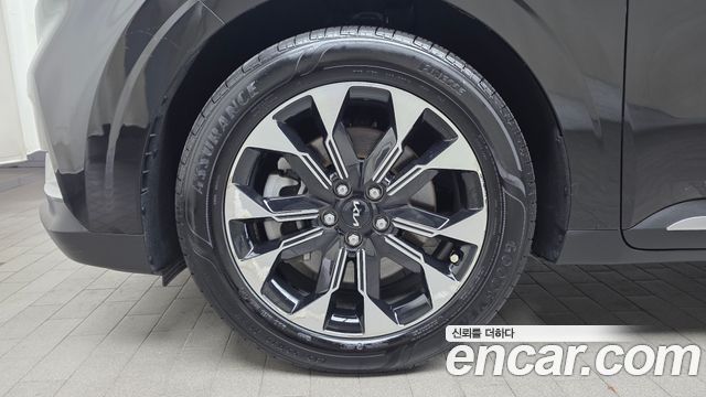 Kia Carnival (IV) Gasoline 7-Seater Noblesse 2023 — фото 5