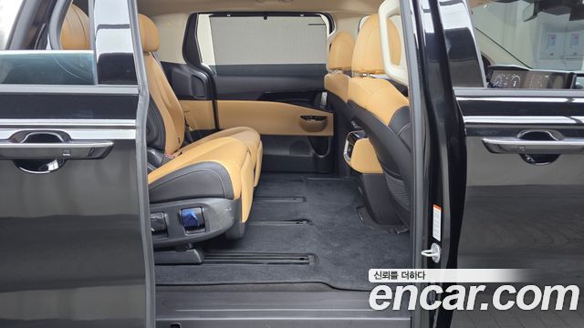 Kia Carnival (IV) Gasoline 7-Seater Noblesse 2023 — фото 11