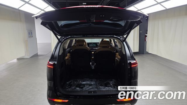 Kia Carnival (IV) Gasoline 7-Seater Noblesse 2023 — фото 18