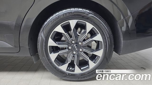 Kia Carnival (IV) Gasoline 7-Seater Noblesse 2023 — фото 21