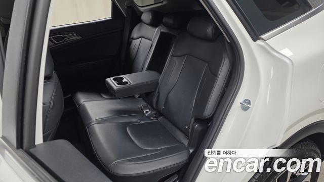 Kia Sportage Hybrid (V) Nobleless 2WD 2023 — фото 12