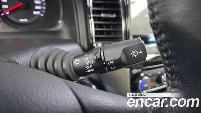 Chevrolet Captiva 2WD LTZ 2018 — фото 27