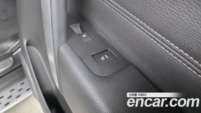 Chevrolet Captiva 2WD LTZ 2018 — фото 28