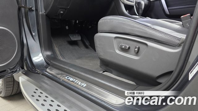Chevrolet Captiva 2WD LTZ 2018 — фото 31
