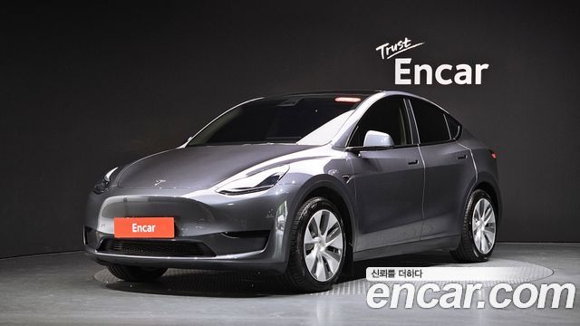 Tesla Model Y RWD 2024 — фото 11
