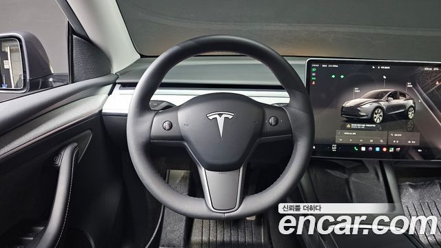 Tesla Model Y RWD 2024 — фото 16