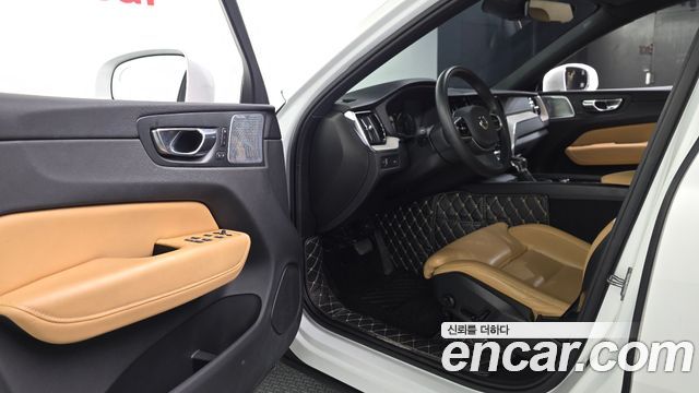 Volvo XC60 (II) D5 Inscription 2019 — фото 10