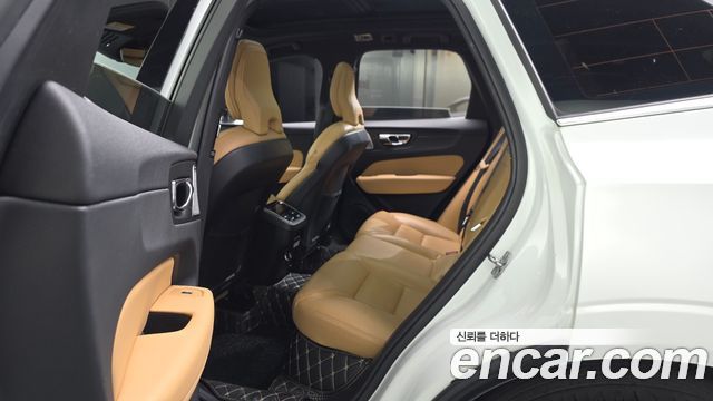 Volvo XC60 (II) D5 Inscription 2019 — фото 26