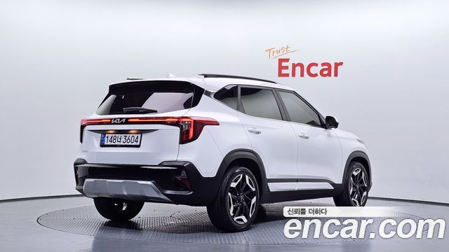 Kia Seltos Gasoline 2.0 2WD Signature 2023 — фото 2