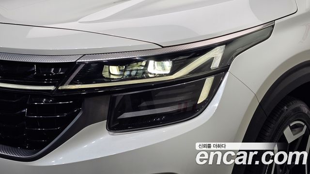 Kia Seltos Gasoline 2.0 2WD Signature 2023 — фото 22