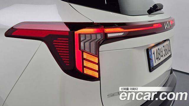 Kia Seltos Gasoline 2.0 2WD Signature 2023 — фото 23