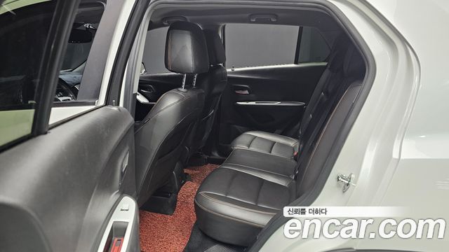 Chevrolet Trax 1.4 Premier 2018 — фото 13