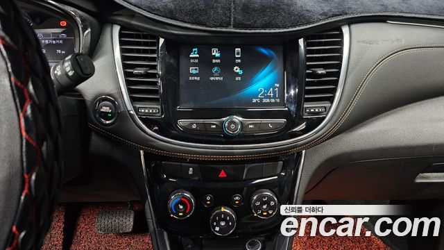 Chevrolet Trax 1.4 Premier 2018 — фото 15