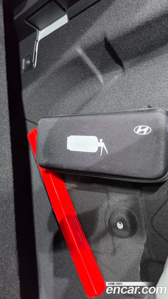 Hyundai Kona Electric (SX2) Long Range Premium 2025 — фото 24
