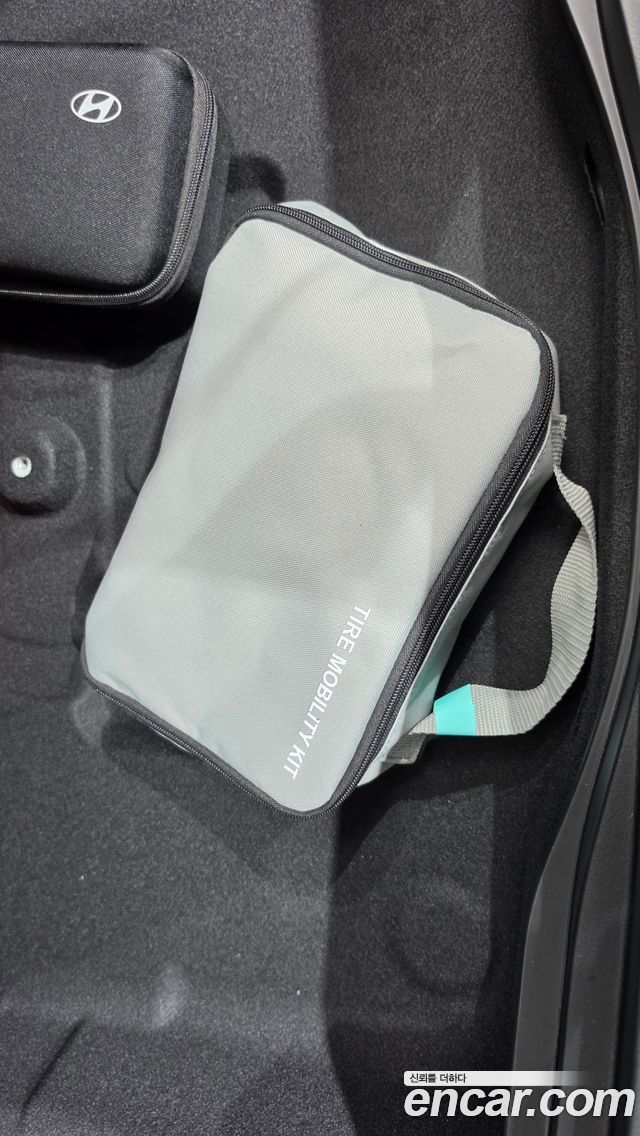 Hyundai Kona Electric (SX2) Long Range Premium 2025 — фото 33
