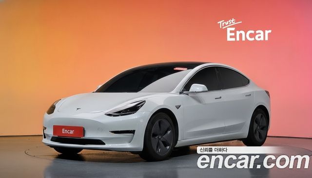 Tesla Model 3 Long Range AWD