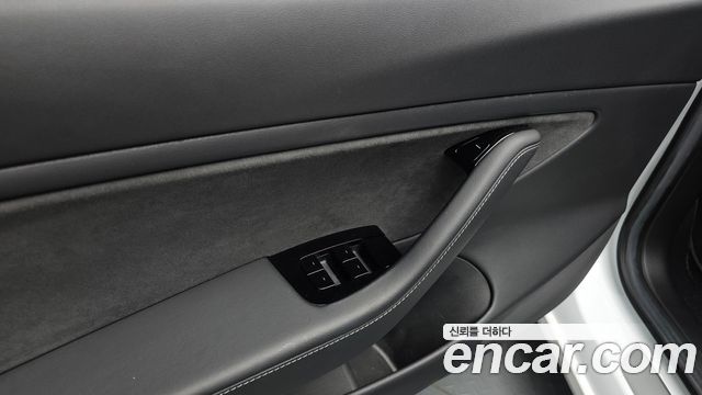 Tesla Model 3 Long Range AWD 2020 — фото 38