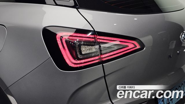 Hyundai Nexo Premium 2022 — фото 23