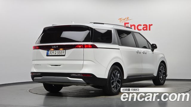 Kia Carnival (IV) Gasoline 9-Seater Prestige 2023 — фото 2