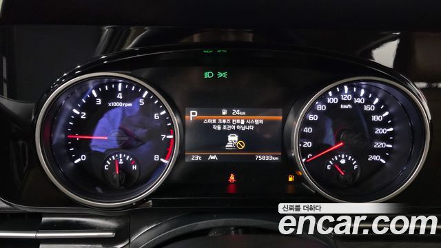 Kia Carnival (IV) Gasoline 9-Seater Prestige 2023 — фото 8