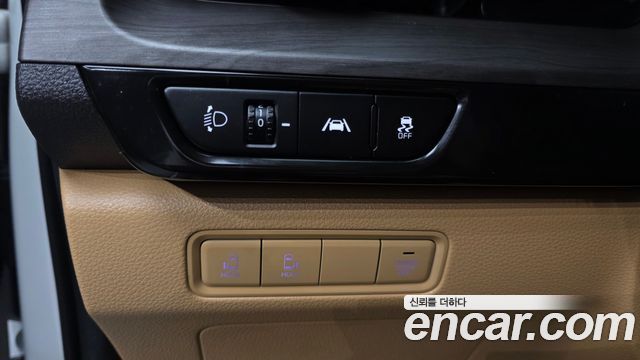 Kia Carnival (IV) Gasoline 9-Seater Prestige 2023 — фото 13