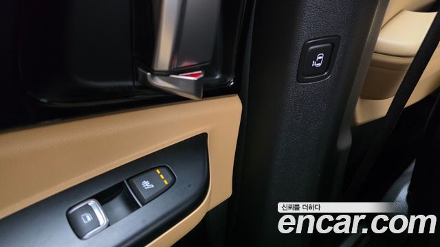 Kia Carnival (IV) Gasoline 9-Seater Prestige 2023 — фото 19
