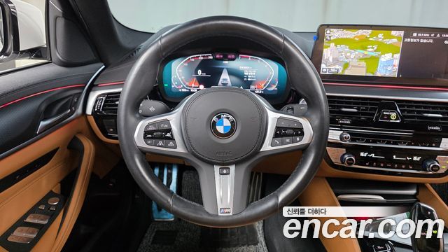 BMW 5 Series (G30) 520i M Sport 2023 — фото 14