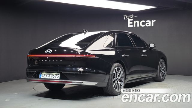 Hyundai Grandeur Hybrid (GN7) Exclusive 2023 — фото 2